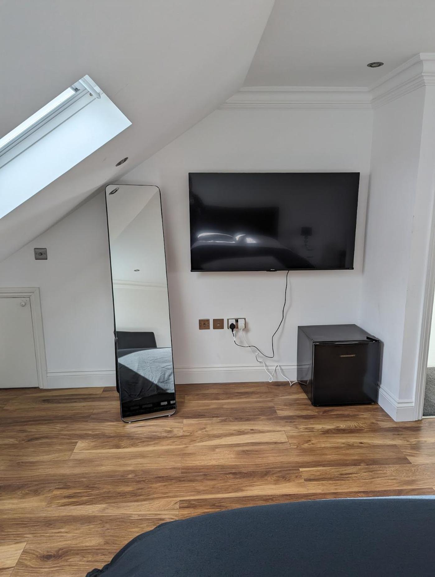 Luxury Hotel Rooms Palmers Green Exteriör bild